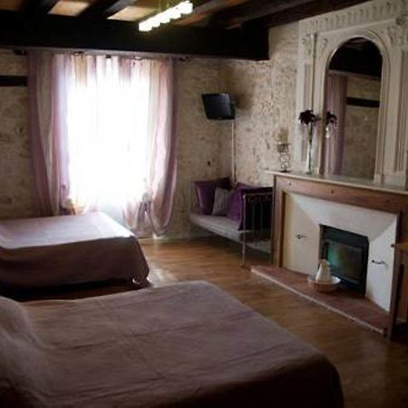 La Romieu B&B L'Etape D'Angeline מראה חיצוני תמונה